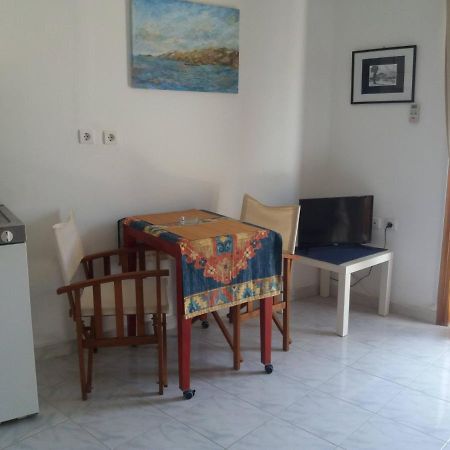 Apartment In Poros Poros Town Exterior foto